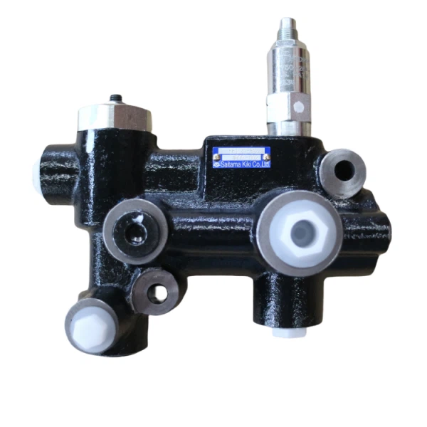 HD785-7 Katup Pengisian Akumulator 561-43-8A221